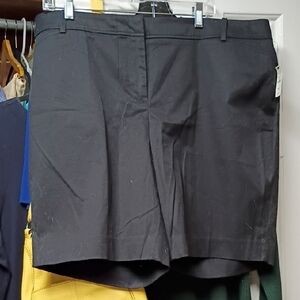 Talbots Women's Black Bermuda Shorts